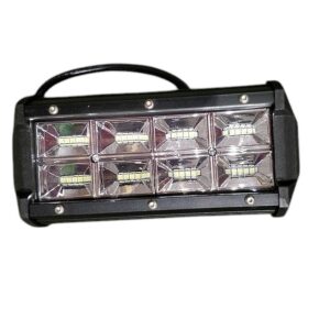 PROJECTEUR LED ALLUMINUIME 8 LAMPE